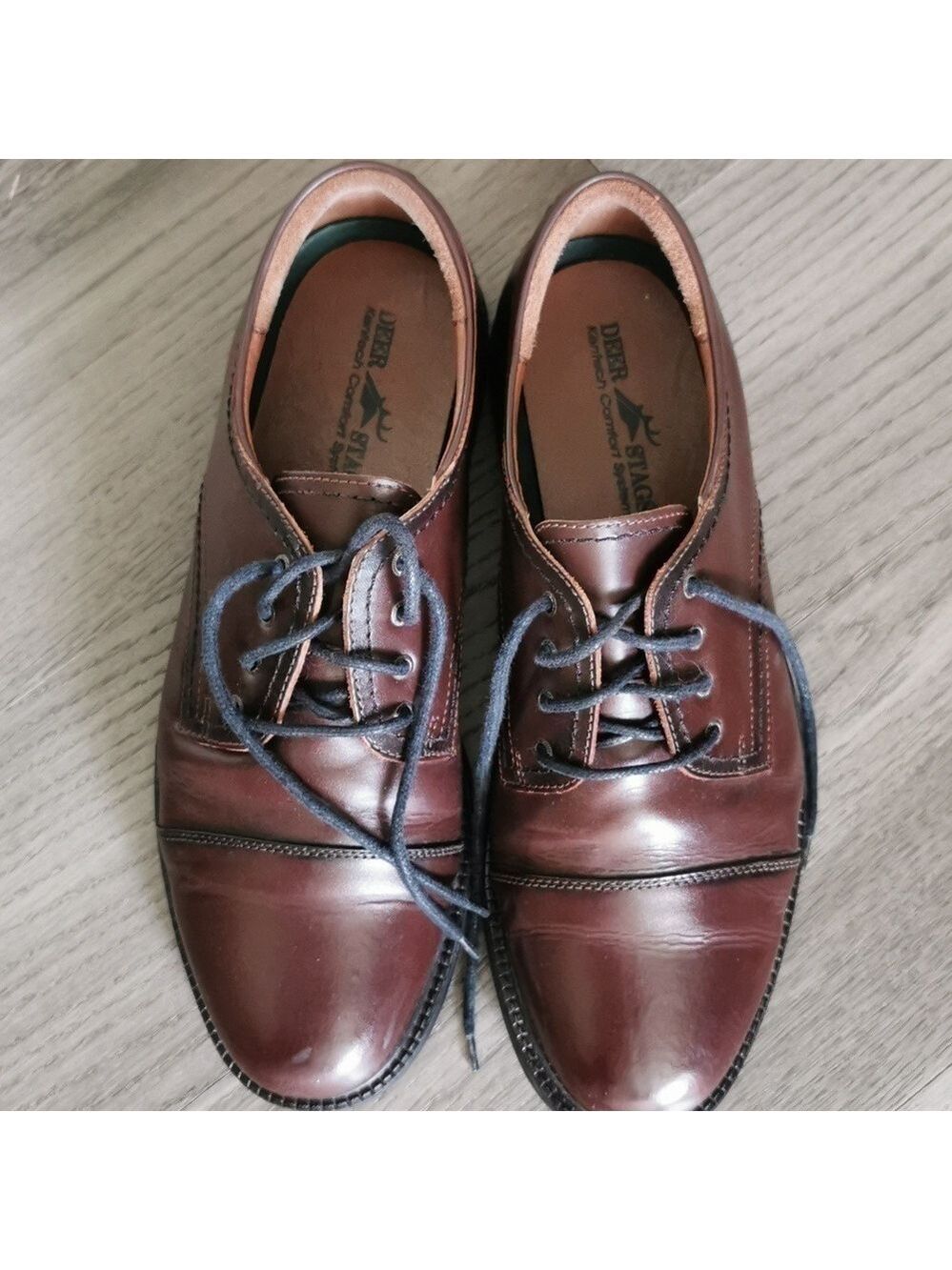 Men's Oxford Deer Stag leather dress shoes. Size 11W. EUC